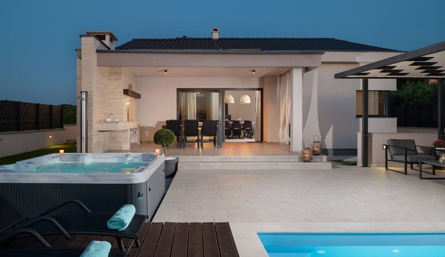 Villa Mareta ZadarVillas