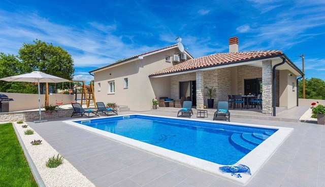 Villa Martina in Belavići
