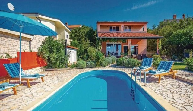 Villa Mery with Swimming Pool