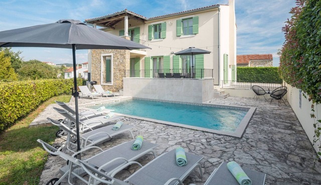 Villa Morgan for 8 people in Central Istria with 45 m2 heated pool & pet friendly