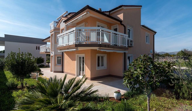 Villa Nikaroni by Interhome