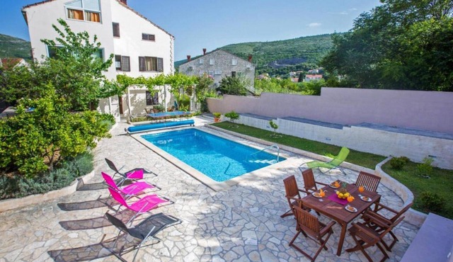 Villa Roza - Studio Apartment with Balcony