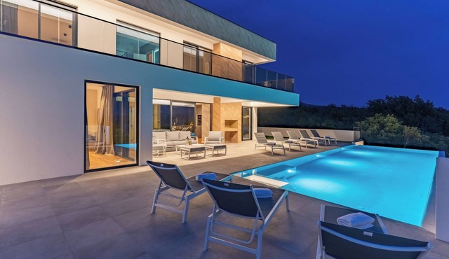 Villa Sea Line with heated pool (Kvarner - Jadranovo)