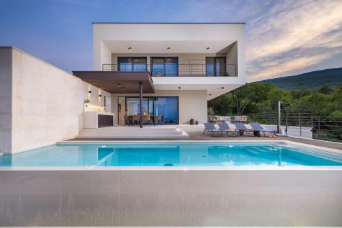 Villa Serenis by Villsy