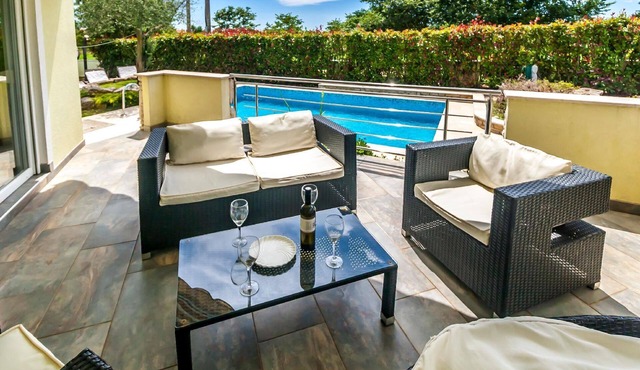 Villa Sole, holiday villa with own pool near Pula