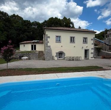 Villa Stancija Kavali stone house, Zvoneća-Opatija