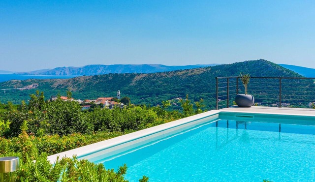 Villa Stanzia Natura Neve by Villas Guide
