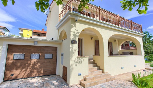 Villa Toic by the seaside with beautiful Seaview