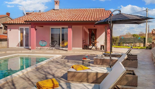 Villa Valeo up to 6 People with private Pool near to Labin by 22Estates