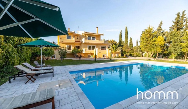 Villa Valma homm with 5 bedrooms and private pool