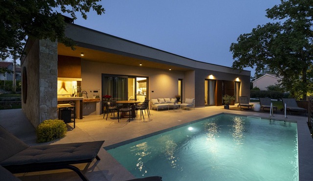 Villa Veros for 5 people near Labin - Rabac with private pool & kids playground