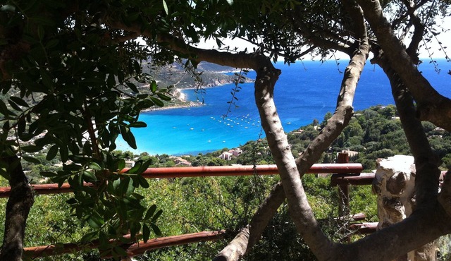 Villa with beautiful views, large living room and three sea view loggias