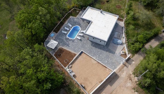Villa with mountain view