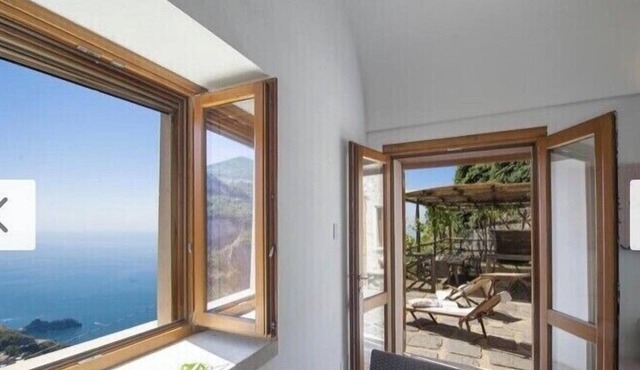 Villa With Terrace and Sea View