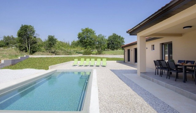 Villa Xenia in Topid - Haus für 6-8 Personen