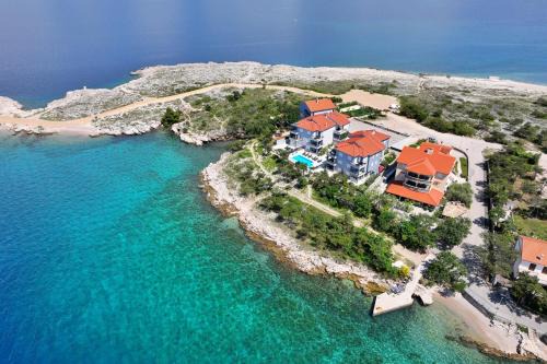 Villas Punta Silo - luxury apartments with pool