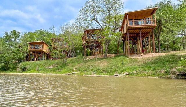 Waterfront Sky Cabin 5
