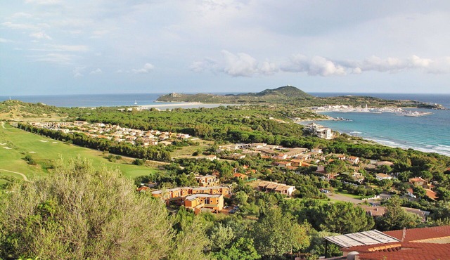 Wonderful private villa for 7 guests with WIFI, A/C, TV, patio, pets allowed and panoramic view