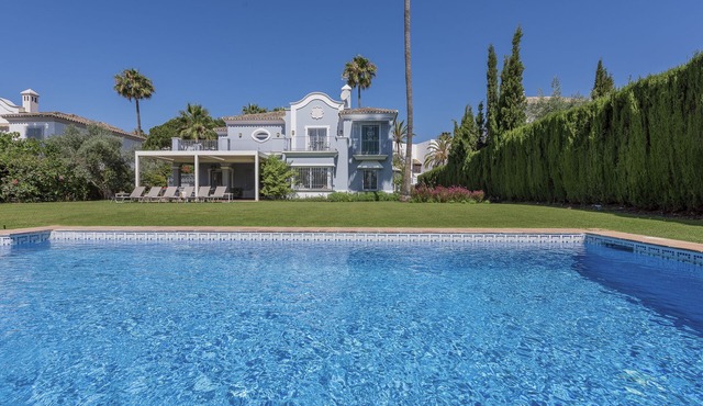 Wonderful villa in Marbella 1,000 meters from the beach