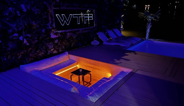 WTF Lounge Pool/sauna