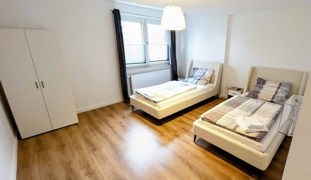 Zentrale Wohnung für 4 Personen mit Küche & Waschmaschine