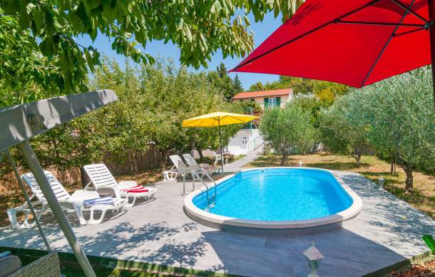 4 bedroom accommodation in Kucice