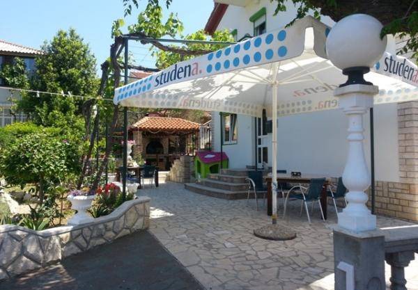 60 m² Apartment ∙ 2 bedrooms ∙ 5 guests
