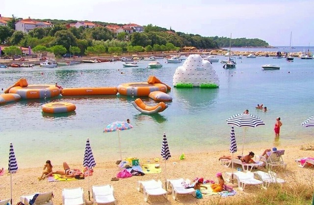 Ana Pješčana Uvala Croatia 
