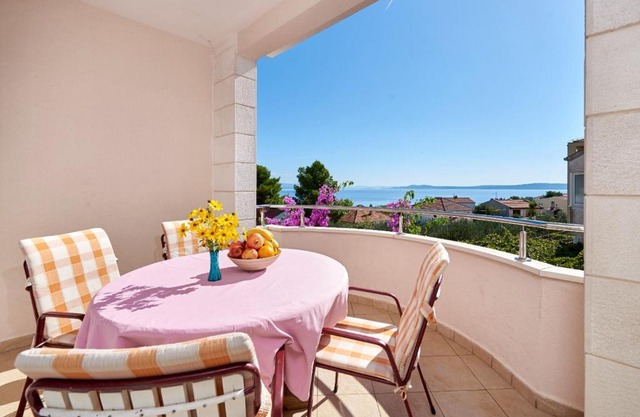 Apartment Mavarstica 17821b