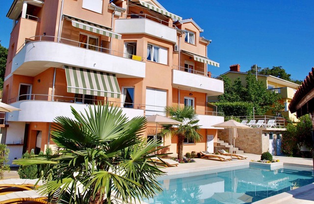Apartments Ana, (16343), Oprič, Croatia