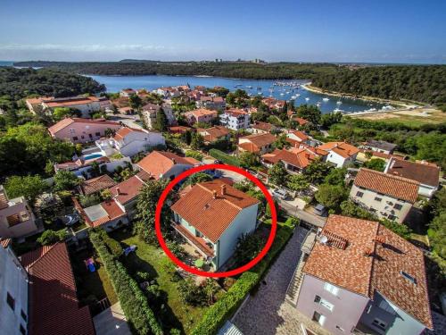 Apartments with parking space Banjole, Pula - 17097
