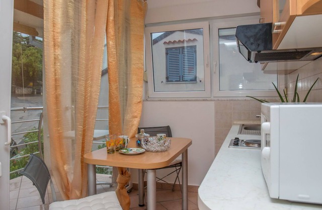 Apartments Zorica (62441-A2) - Dramalj (Crikvenica)