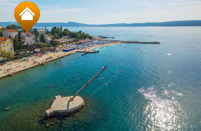 Holiday apartment 30 m to the beach with air, Intrenet, sea views and satellite TV
