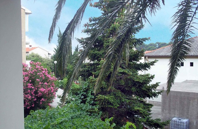 Holiday apartment with air conditioning and balcony