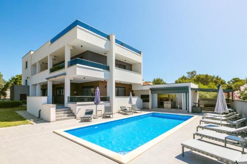 Villa Histra 