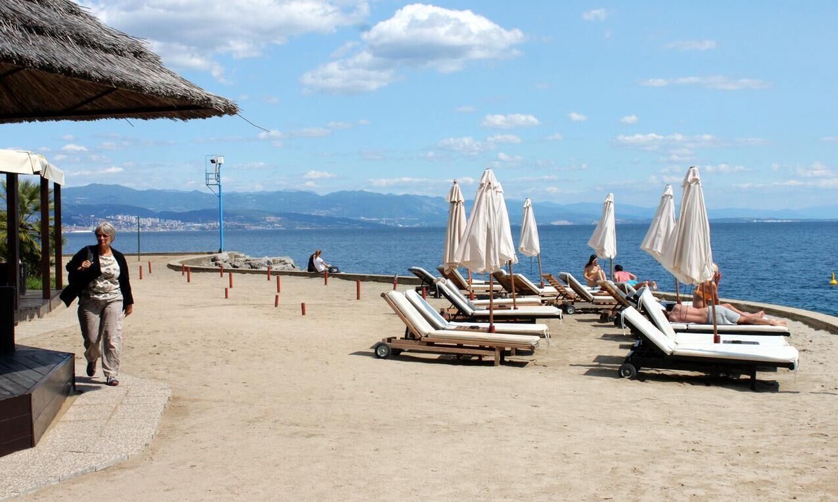 Veprinac Apartment | One bedroom apartment with terrace and sea view Veprinac, Opatija (A-22254-a)