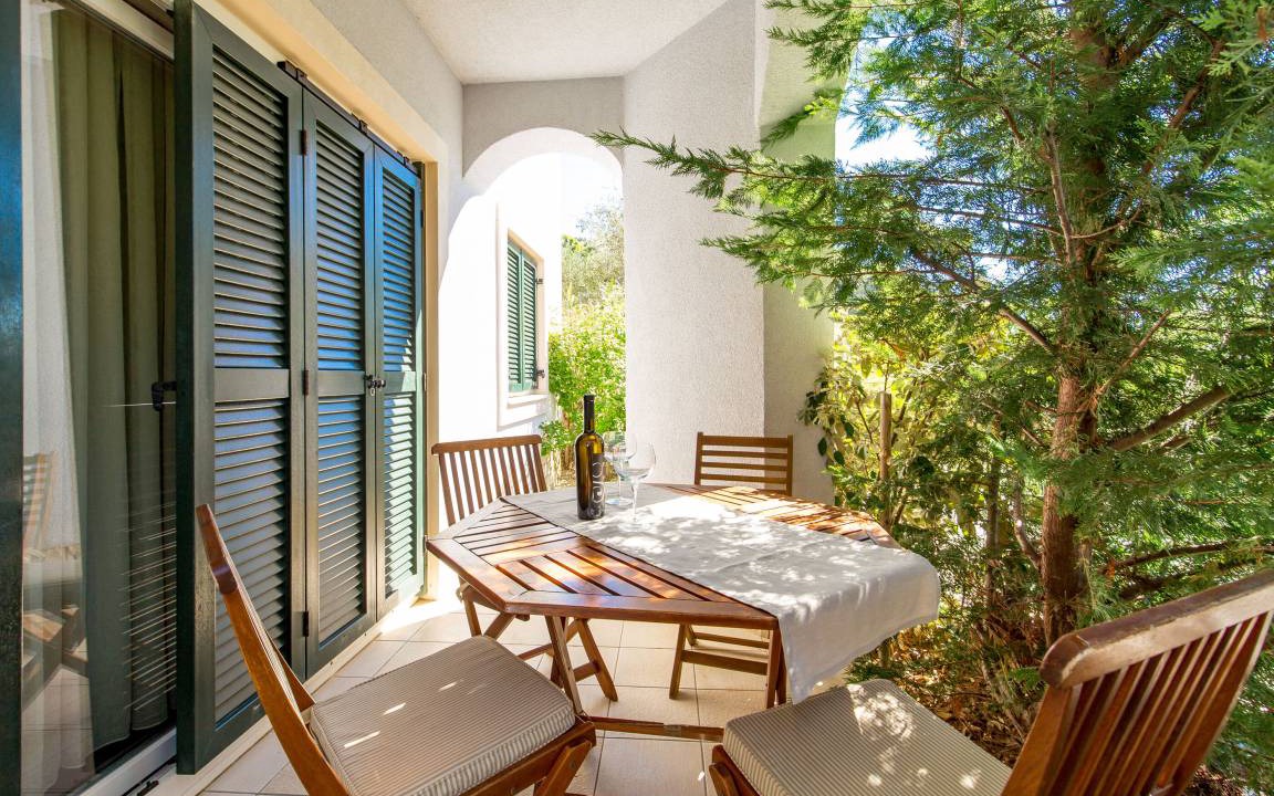 Photo of Patio Balcony in Rab