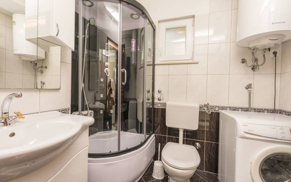 Photo of Bathroom in Omis
