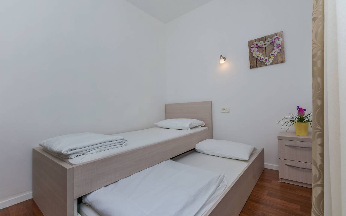 Photo of Bedroom in Duce