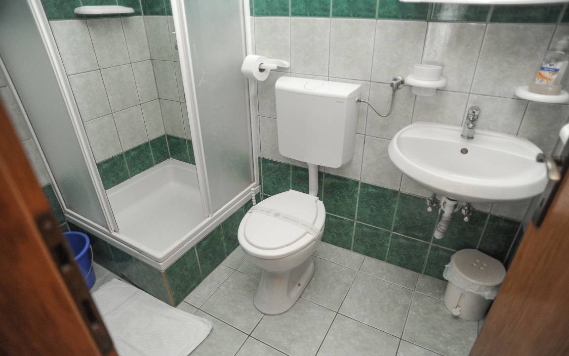 Photo of Bathroom in Caska