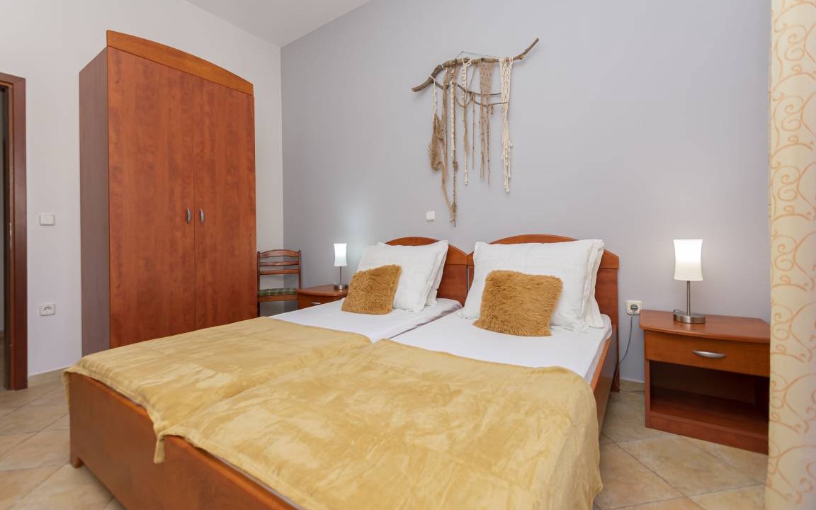 Photo of Bedroom in Tice