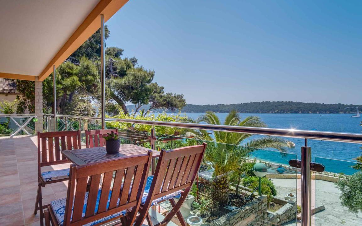 Photo of Patio Balcony in Cove Murtar