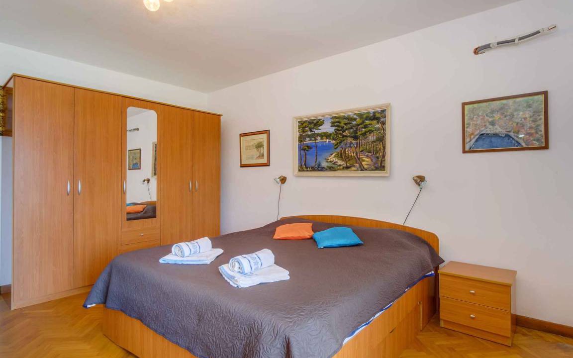 Photo of Bedroom in Cove Murtar