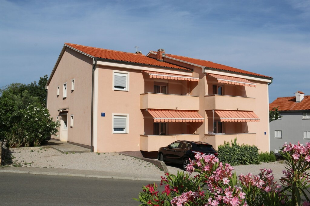 Photo of Buildings in Soline