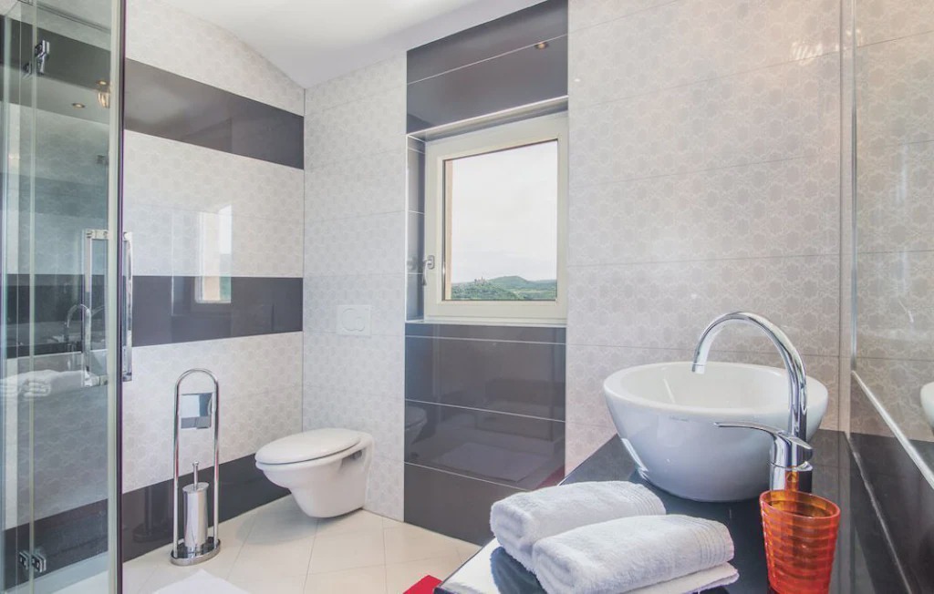 Photo of Bathroom in Golubici