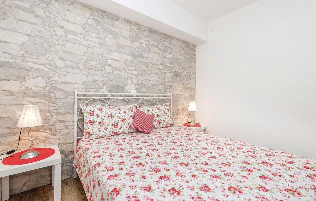 Photo of Bedroom in Rubesi