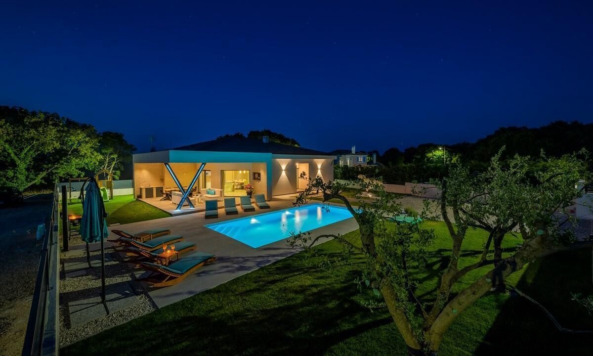 Photo of Outdoor in Mali Vareski