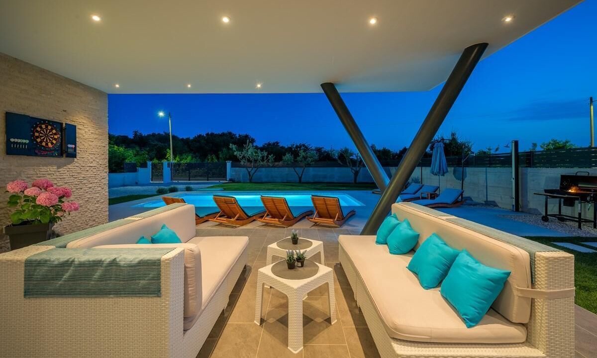 Photo of Patio Balcony in Mali Vareski