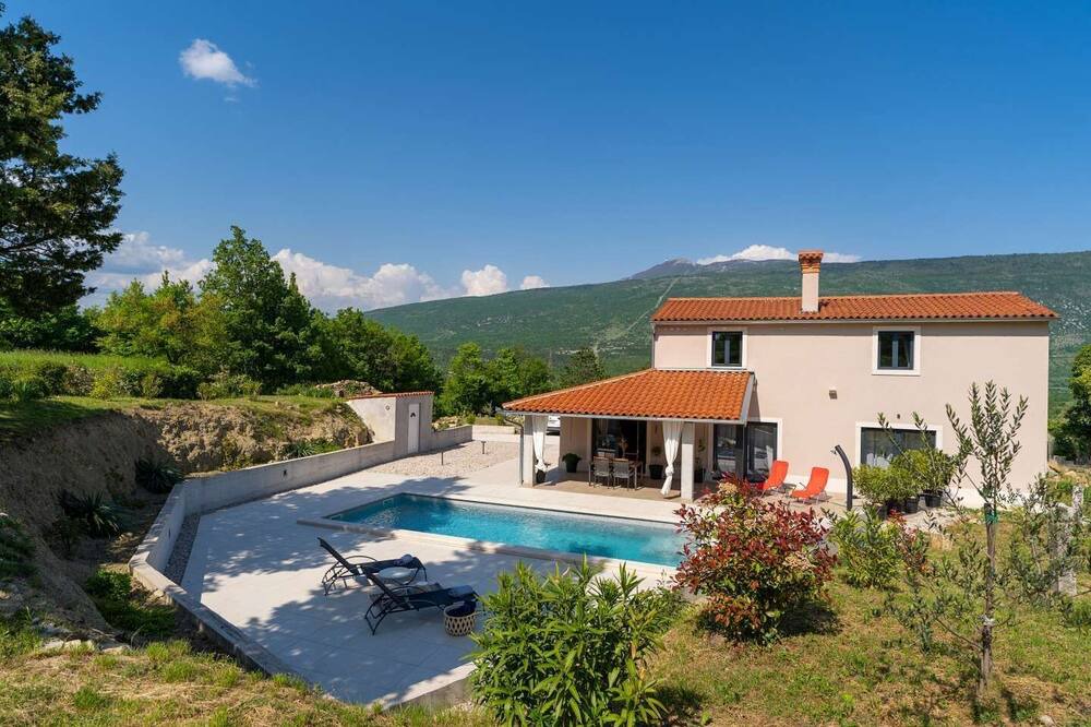 Photo of Outdoor in Kostrcani