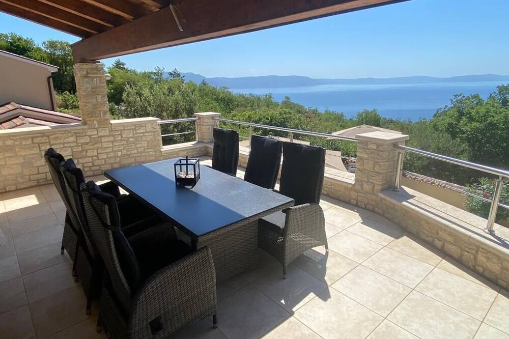 Photo of Patio Balcony in Ripenda Kosi